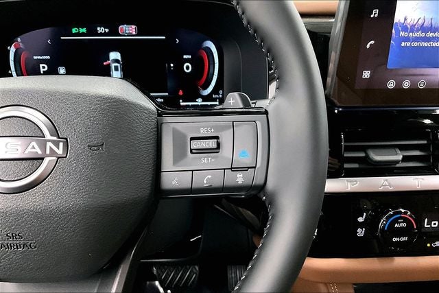 2026 Nissan Pathfinder Platinum 4WD - Accent, Captain Chairs, Lighting, Cargo Pkgs