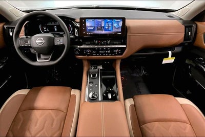 2026 Nissan Pathfinder Platinum 4WD - Accent, Captain Chairs, Lighting, Cargo Pkgs