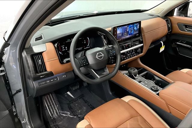 2026 Nissan Pathfinder Platinum 4WD - Accent, Captain Chairs, Lighting, Cargo Pkgs