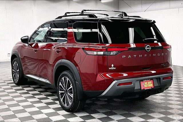 2026 Nissan Pathfinder Platinum