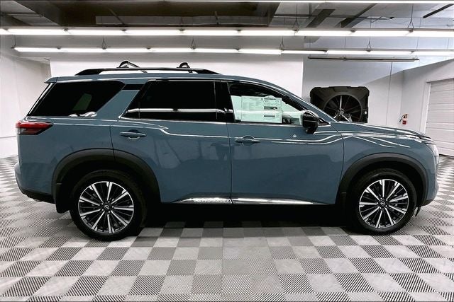 2026 Nissan Pathfinder Platinum 4WD - Captain Chairs and Cargo Packages