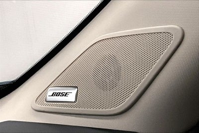 2026 Nissan Pathfinder Platinum 4WD - Captain Chairs and Cargo Packages