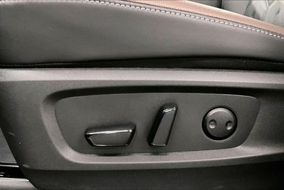 2026 Nissan Pathfinder Platinum 4WD - Captain Chairs and Cargo Packages