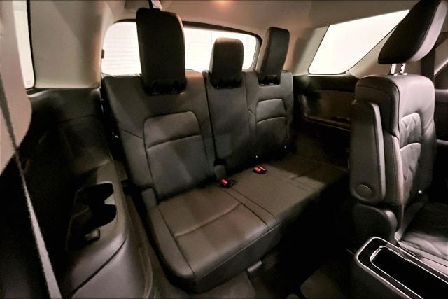 2026 Nissan Pathfinder Platinum 4WD - Captain Chairs and Cargo Packages