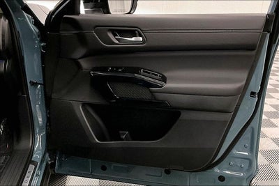 2026 Nissan Pathfinder Platinum 4WD - Captain Chairs and Cargo Packages