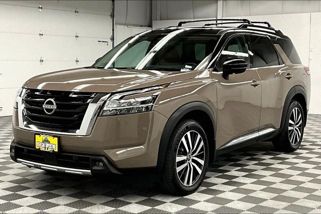 2023 Nissan Pathfinder Platinum