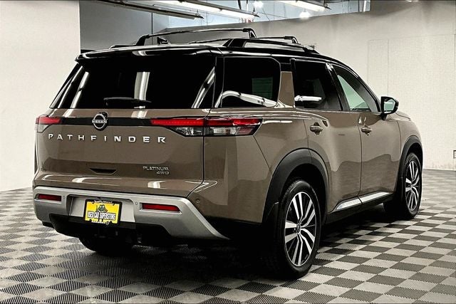 2023 Nissan Pathfinder Platinum
