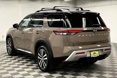 2023 Nissan Pathfinder Platinum