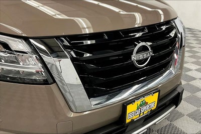 2023 Nissan Pathfinder Platinum