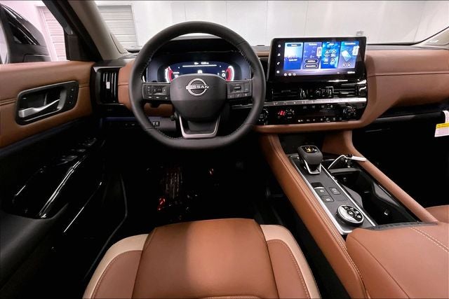 2026 Nissan Pathfinder Platinum 4WD - Accent, Captain Chairs, Lighting, Cargo Pkgs