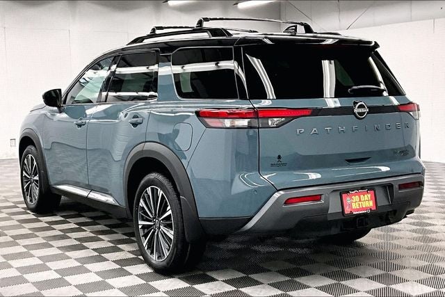 2026 Nissan Pathfinder Platinum 4WD - Accent, Captain Chairs, Lighting, Cargo Pkgs