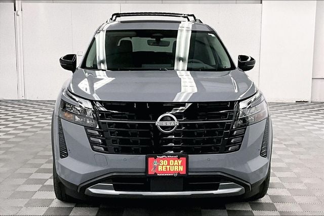 2026 Nissan Pathfinder Platinum 4WD - Captain Chairs, Accent, Cargo, Lighting Pkgs