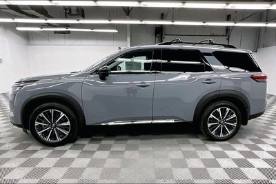 2026 Nissan Pathfinder Platinum 4WD - Captain Chairs, Accent, Cargo, Lighting Pkgs
