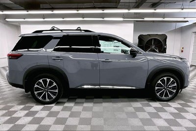2026 Nissan Pathfinder Platinum 4WD - Captain Chairs, Accent, Cargo, Lighting Pkgs