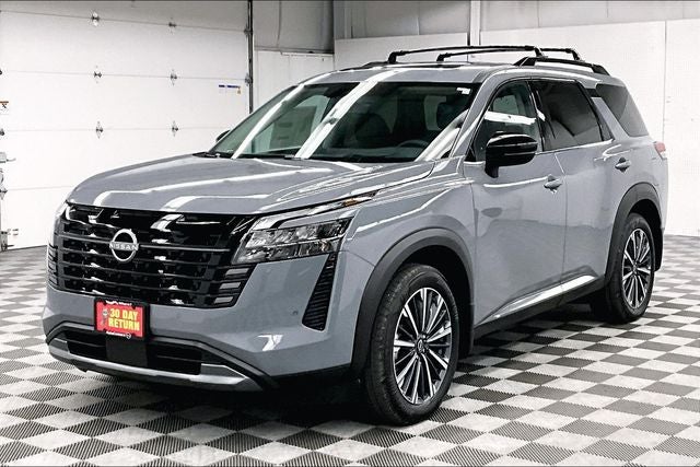 2026 Nissan Pathfinder Platinum 4WD - Captain Chairs, Accent, Cargo, Lighting Pkgs