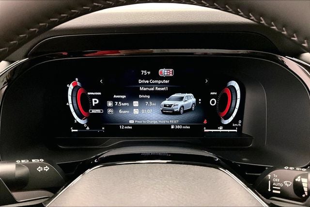 2026 Nissan Pathfinder Platinum 4WD - Captain Chairs, Accent, Cargo, Lighting Pkgs