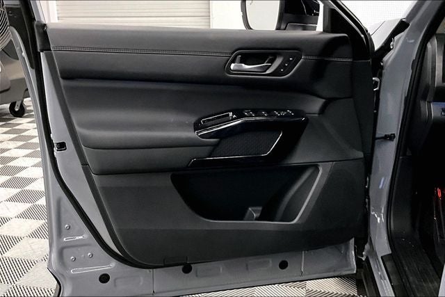 2026 Nissan Pathfinder Platinum 4WD - Captain Chairs, Accent, Cargo, Lighting Pkgs