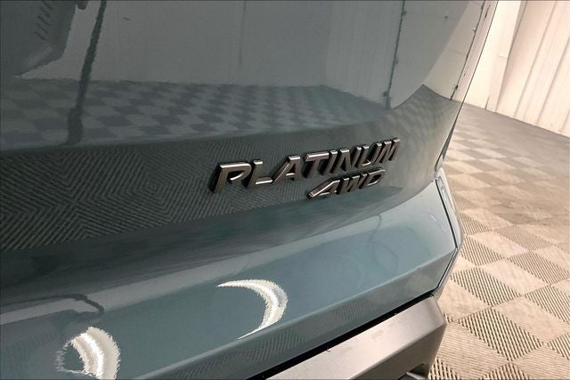 2026 Nissan Pathfinder Platinum 4WD - Accent, Captain Chairs, Lighting, Cargo Pkgs