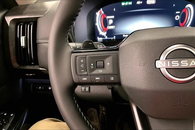 2026 Nissan Pathfinder Platinum 4WD - Accent, Captain Chairs, Lighting, Cargo Pkgs