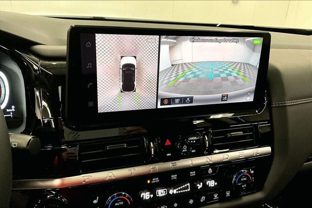 2026 Nissan Pathfinder Platinum 4WD - Accent, Captain Chairs, Lighting, Cargo Pkgs