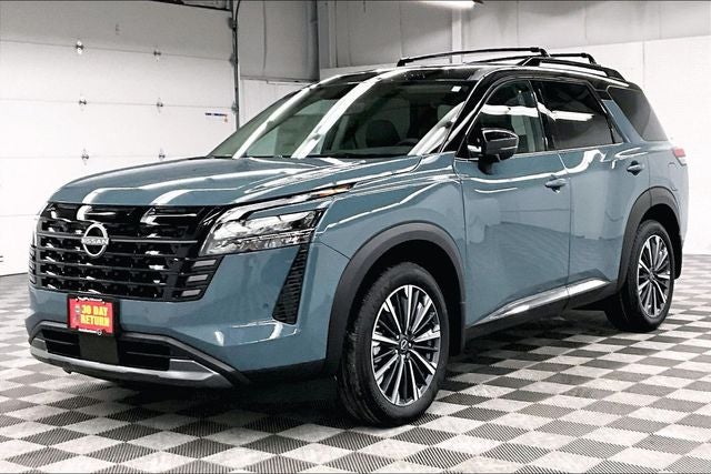 2026 Nissan Pathfinder Platinum 4WD - Accent, Captain Chairs, Lighting, Cargo Pkgs