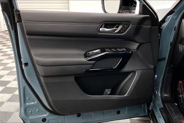 2026 Nissan Pathfinder Platinum 4WD - Accent, Captain Chairs, Lighting, Cargo Pkgs