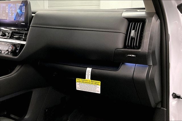 2026 Nissan Pathfinder Platinum 4WD - Captain Chairs, Accent, Cargo, Lighting Pkgs