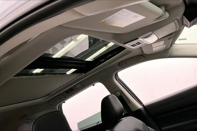 2026 Nissan Pathfinder Platinum 4WD - Captain Chairs, Accent, Cargo, Lighting Pkgs