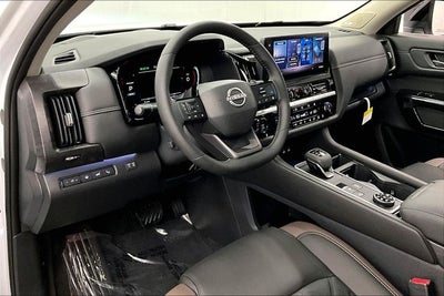 2026 Nissan Pathfinder Platinum 4WD - Captain Chairs, Accent, Cargo, Lighting Pkgs