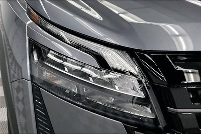 2026 Nissan Pathfinder Platinum 4WD - Captain Chairs and Cargo Packages