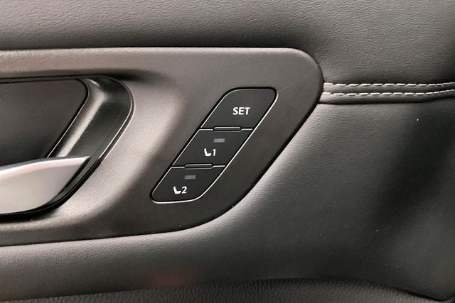 2026 Nissan Pathfinder Platinum 4WD - Captain Chairs and Cargo Packages