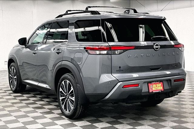 2026 Nissan Pathfinder Platinum 4WD - Captain Chairs and Cargo Packages