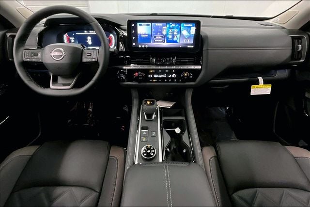 2026 Nissan Pathfinder Platinum 4WD - Captain Chairs and Cargo Packages