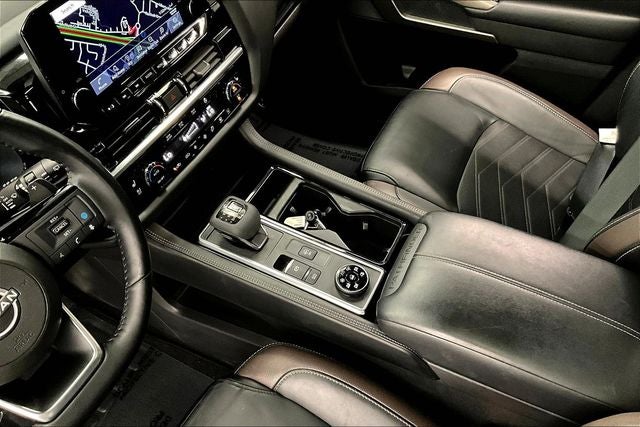 2023 Nissan Pathfinder Platinum 4x4 - Pano Roof - Htd/Cooled Leather - 20'' Wheels