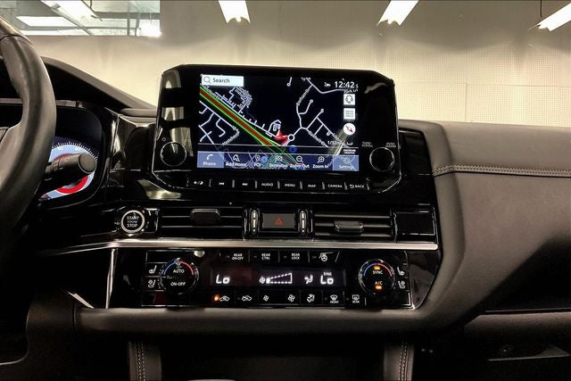 2023 Nissan Pathfinder Platinum 4x4 - Pano Roof - Htd/Cooled Leather - 20'' Wheels