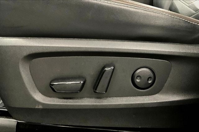 2023 Nissan Pathfinder Platinum 4x4 - Pano Roof - Htd/Cooled Leather - 20'' Wheels