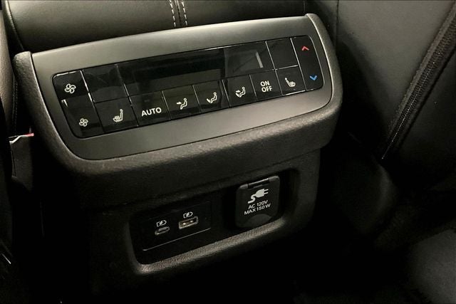 2023 Nissan Pathfinder Platinum 4x4 - Pano Roof - Htd/Cooled Leather - 20'' Wheels