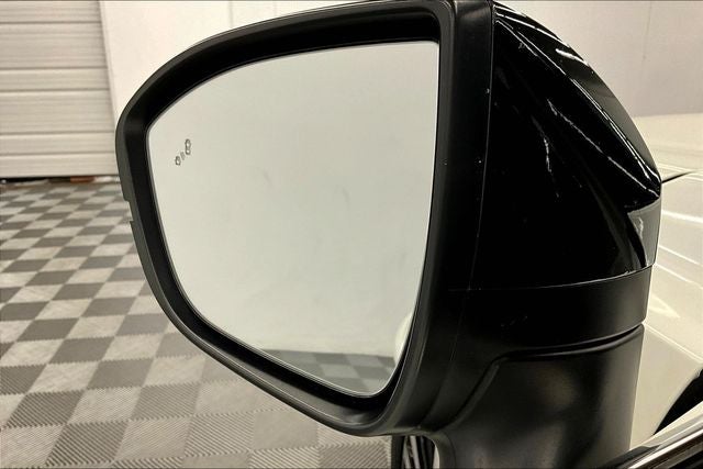 2023 Nissan Pathfinder Platinum 4x4 - Pano Roof - Htd/Cooled Leather - 20'' Wheels