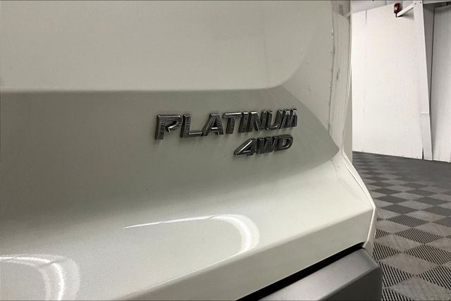 2023 Nissan Pathfinder Platinum 4x4 - Pano Roof - Htd/Cooled Leather - 20'' Wheels