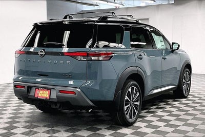 2026 Nissan Pathfinder Platinum 4WD - Captain Chairs and Cargo Packages