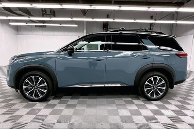 2026 Nissan Pathfinder Platinum 4WD - Captain Chairs and Cargo Packages