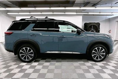 2026 Nissan Pathfinder Platinum 4WD - Captain Chairs and Cargo Packages