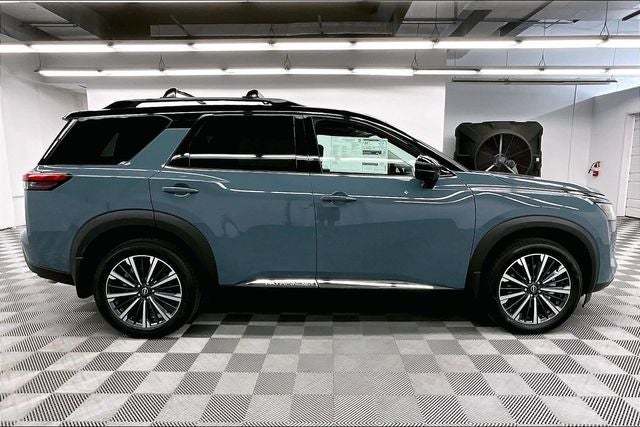 2026 Nissan Pathfinder Platinum 4WD - Captain Chairs and Cargo Packages