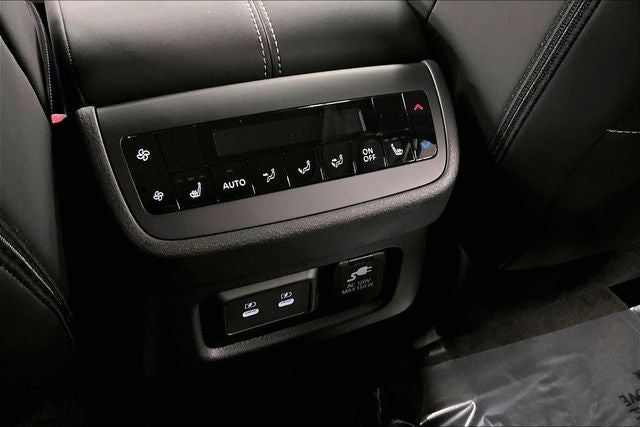 2026 Nissan Pathfinder Platinum 4WD - Captain Chairs and Cargo Packages