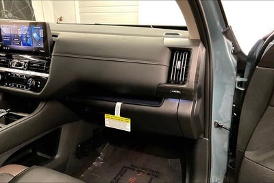 2026 Nissan Pathfinder Platinum 4WD - Captain Chairs and Cargo Packages