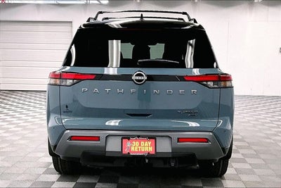 2026 Nissan Pathfinder Platinum 4WD - Captain Chairs and Cargo Packages
