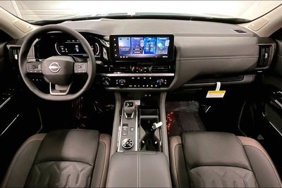 2026 Nissan Pathfinder Platinum 4WD - Captain Chairs and Cargo Packages
