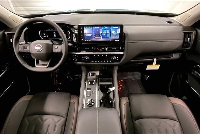 2026 Nissan Pathfinder Platinum 4WD - Captain Chairs and Cargo Packages