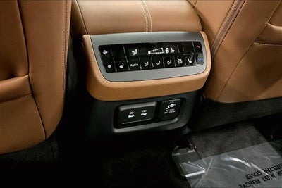 2026 Nissan Pathfinder Platinum 4WD - Captain Chairs, Accent, Lighting, Cargo Pkgs