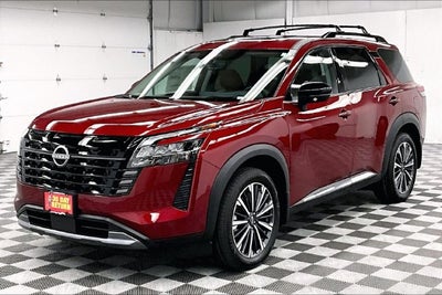 2026 Nissan Pathfinder Platinum 4WD - Captain Chairs, Accent, Cargo, Lighting Pkgs
